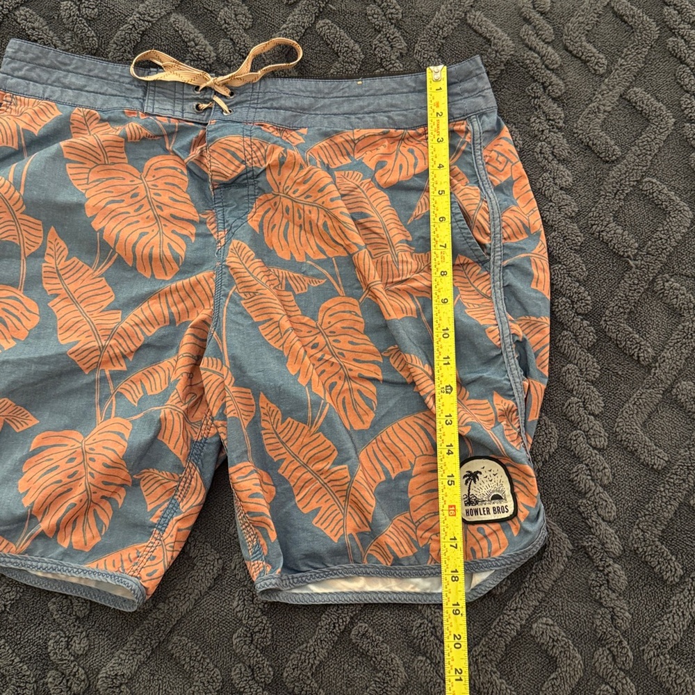 Howler Brothers swimsuit - Picture 6 of 9